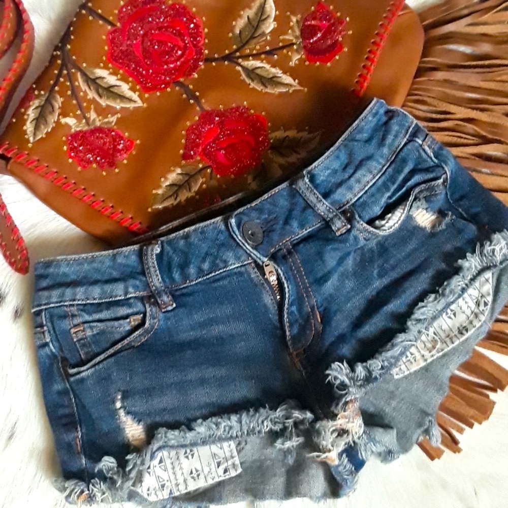 Bullhead jean shorts